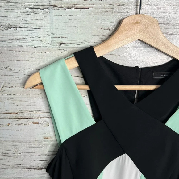 BCBGMaxazria Chantel Crossover Dress Size small black green white - Picture 5 of 9